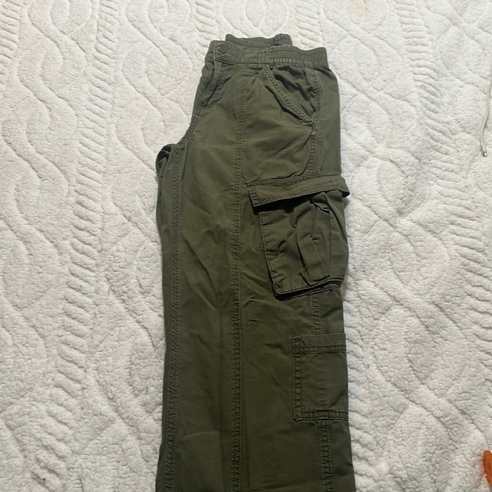 Green cargo pants size S